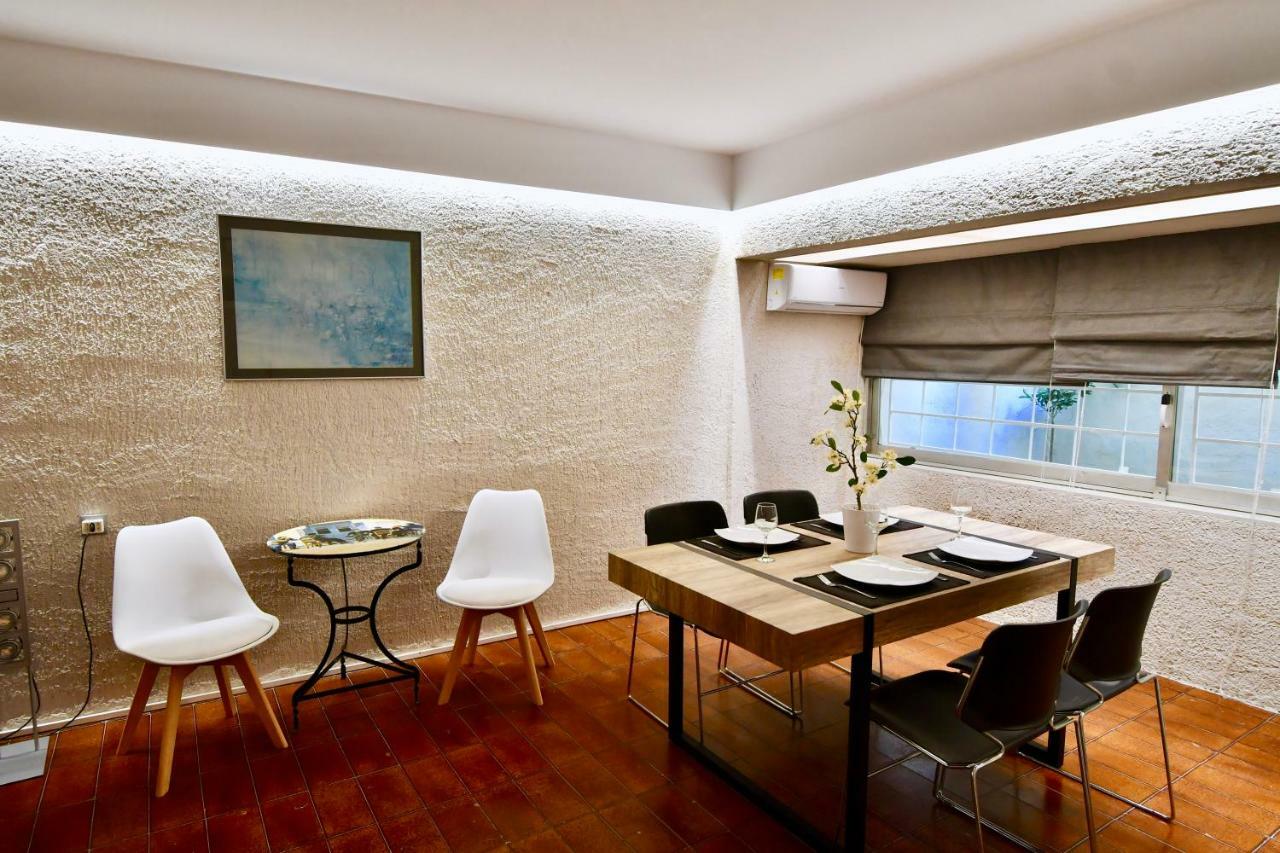 Comfortable, Spacious Studio @ Kolonaki Athens Luaran gambar